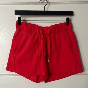 Lululemon “on the fly” luxtreme 2.5 inch shorts